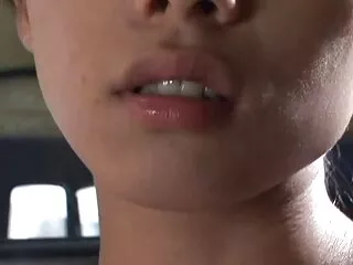 Մազոտ ձագուկ creampie